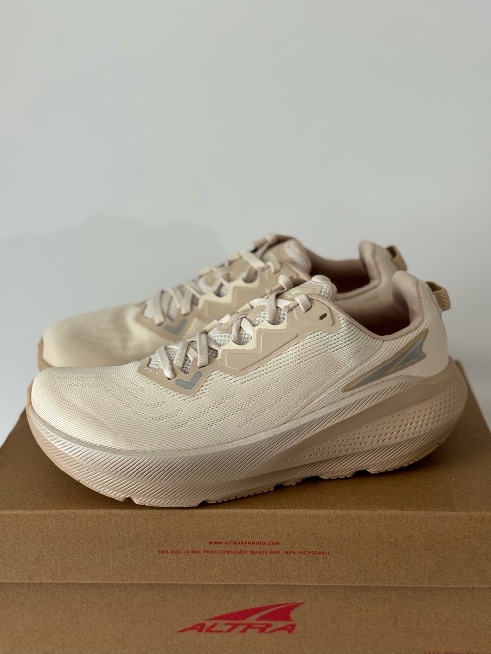 NEW Altra FWD VIA Running Shoes Women’s Size 10 In Sand Beige Colorway